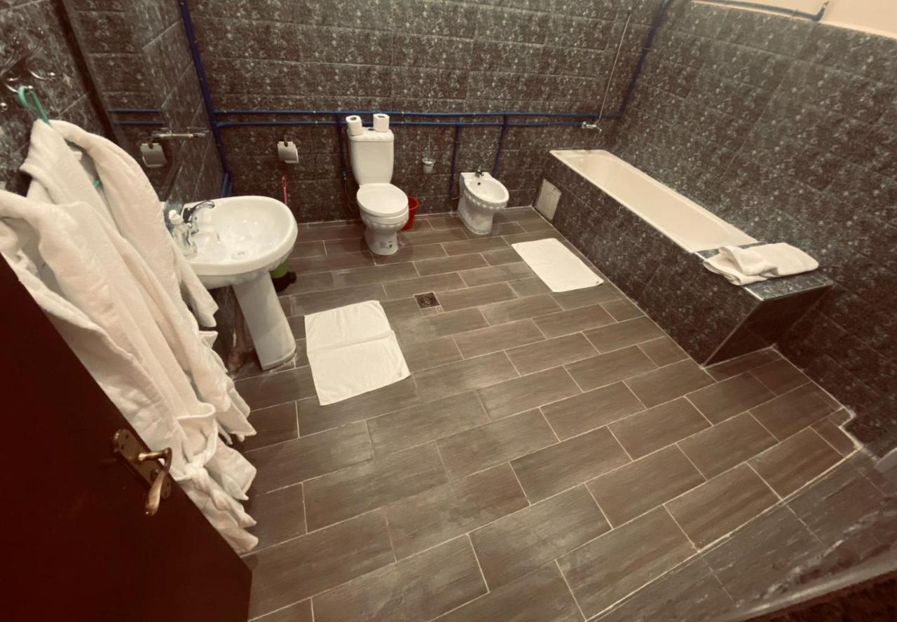 Hotel La Renaissance Татта Экстерьер фото